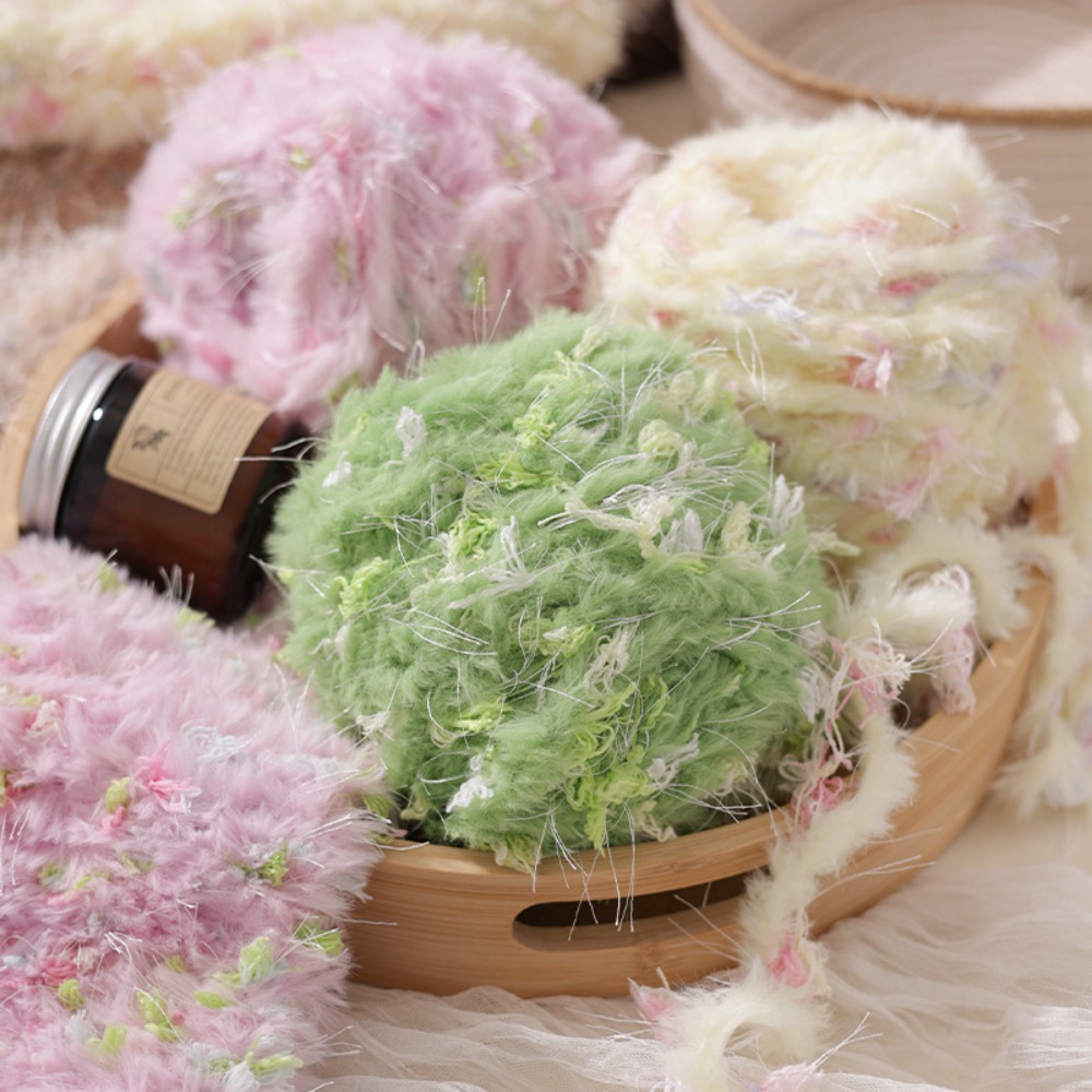 Faux Fur Blend Yarn, 100g Cand - Embroidery Hat Machine recension och pris