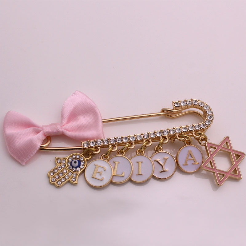 ZKD custom english name brooch - Embroidery Initials recension och pris
