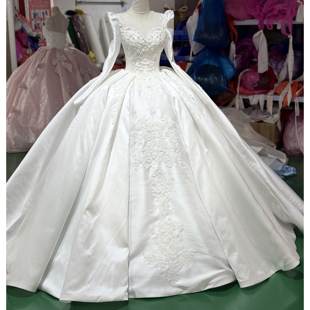 Pure White Long Sleeve Wedding - Embroidery White Dress recension och pris