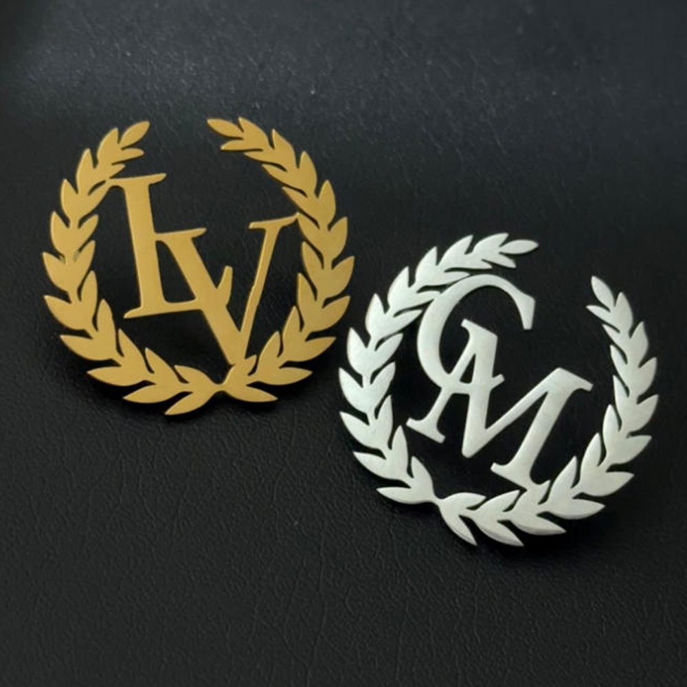 Customized brooch, olive flowe - Embroidery Initials recension och pris